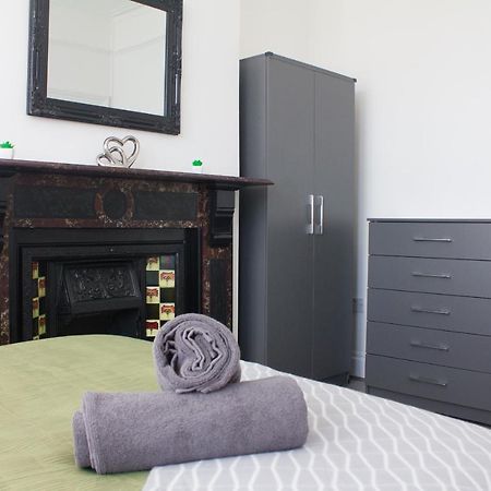 Boaler House, Modern 4 Bed House With Parking Sleeps 8 Liverpool Exterior photo