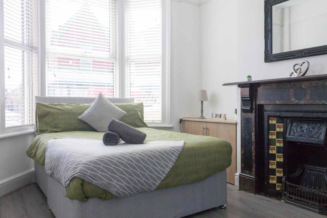 Boaler House, Modern 4 Bed House With Parking Sleeps 8 Liverpool Exterior photo