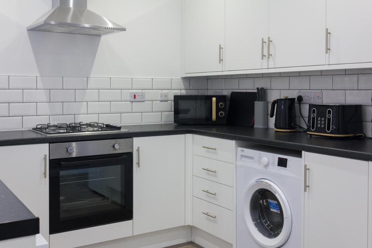 Boaler House, Modern 4 Bed House With Parking Sleeps 8 Liverpool Exterior photo