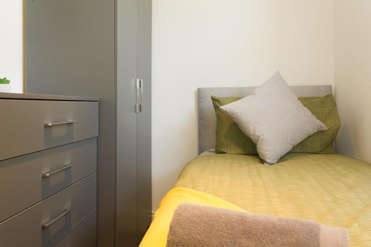 Boaler House, Modern 4 Bed House With Parking Sleeps 8 Liverpool Exterior photo