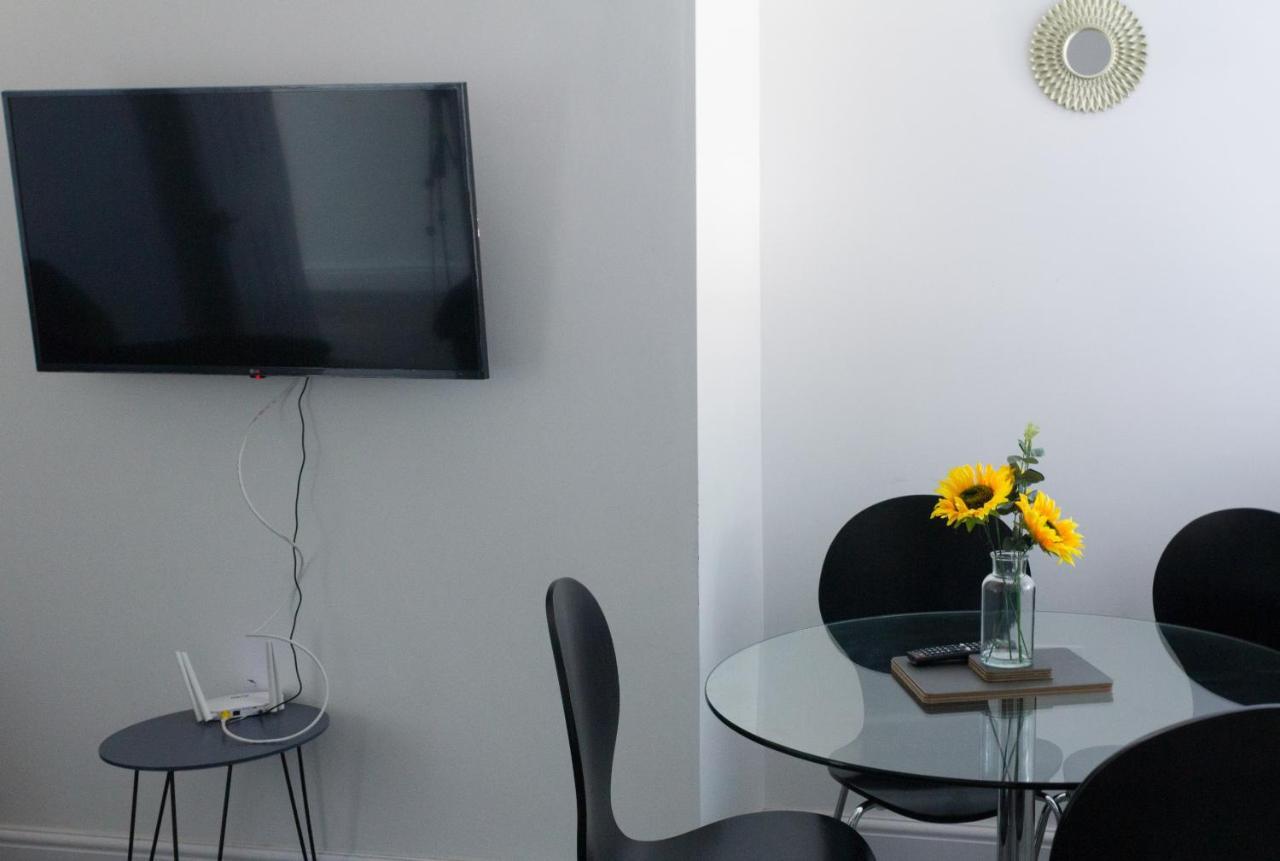 Boaler House, Modern 4 Bed House With Parking Sleeps 8 Liverpool Exterior photo
